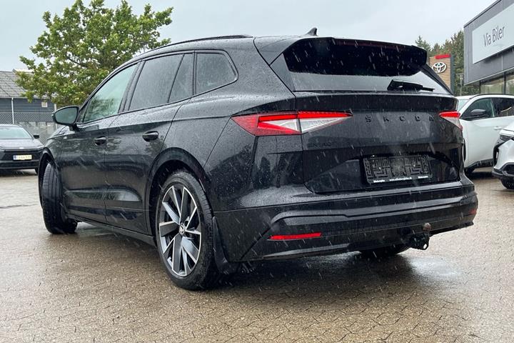 Sort Skoda Enyaq fra 2024