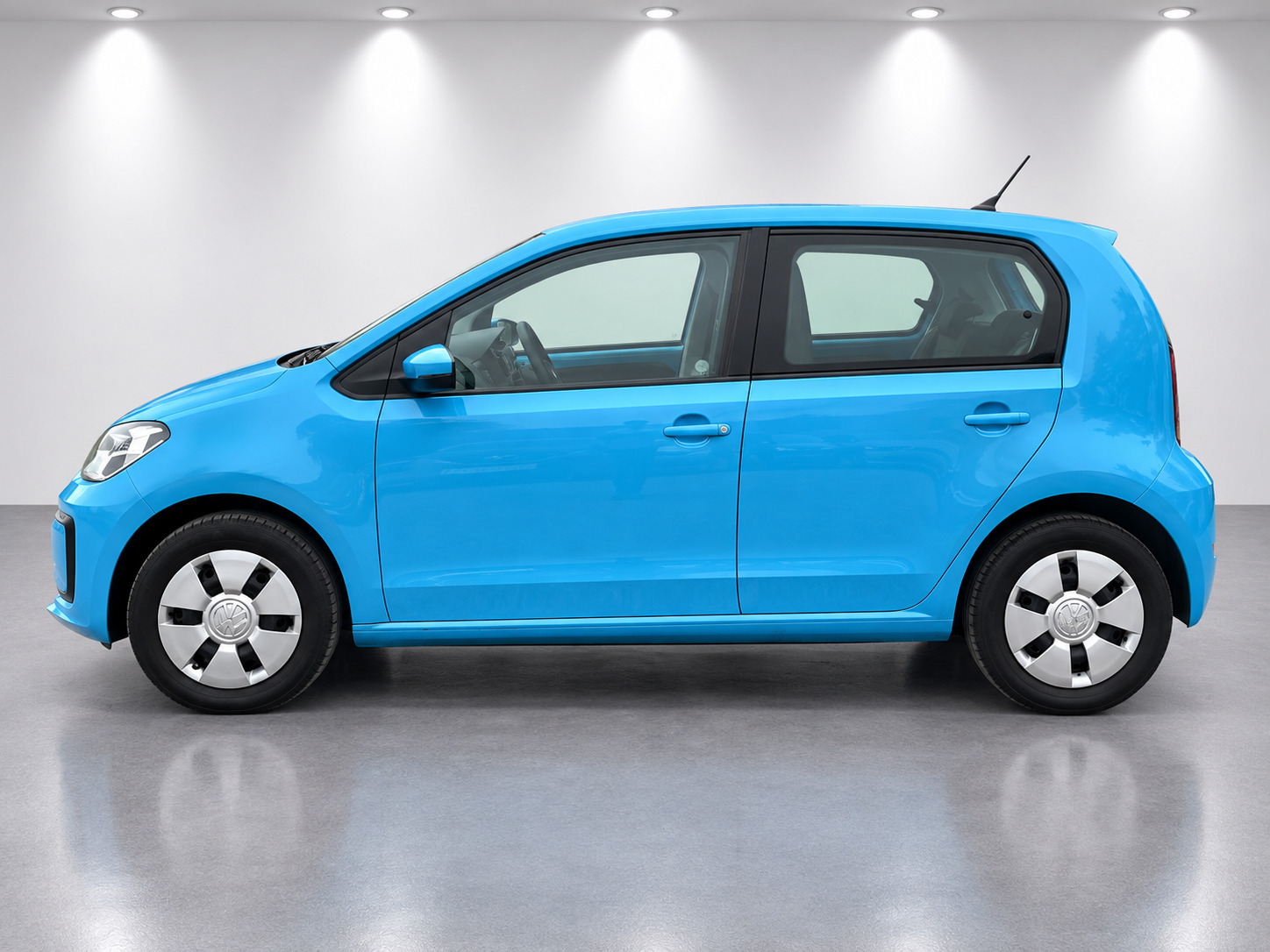 Blå VW E-UP! fra 2021