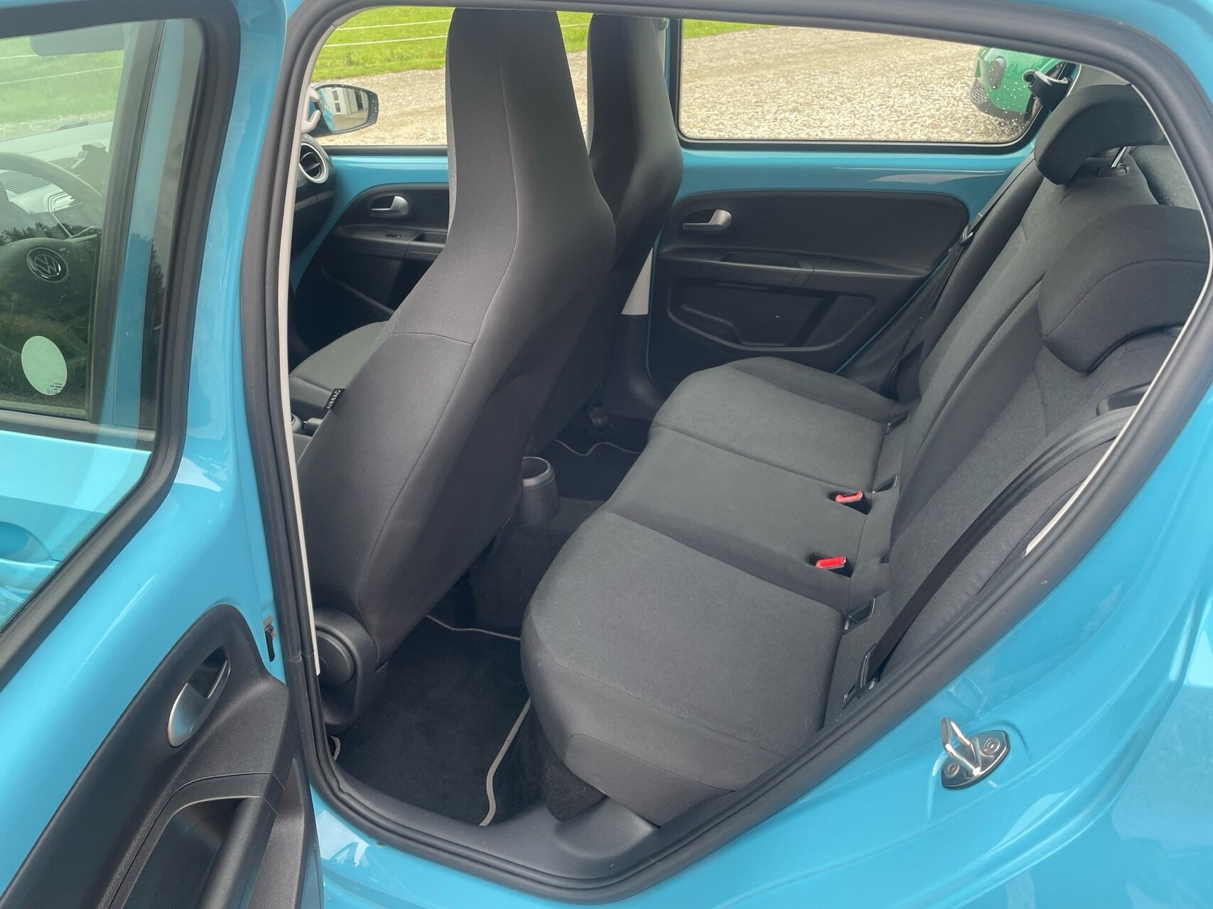 Blå VW E-UP! fra 2021