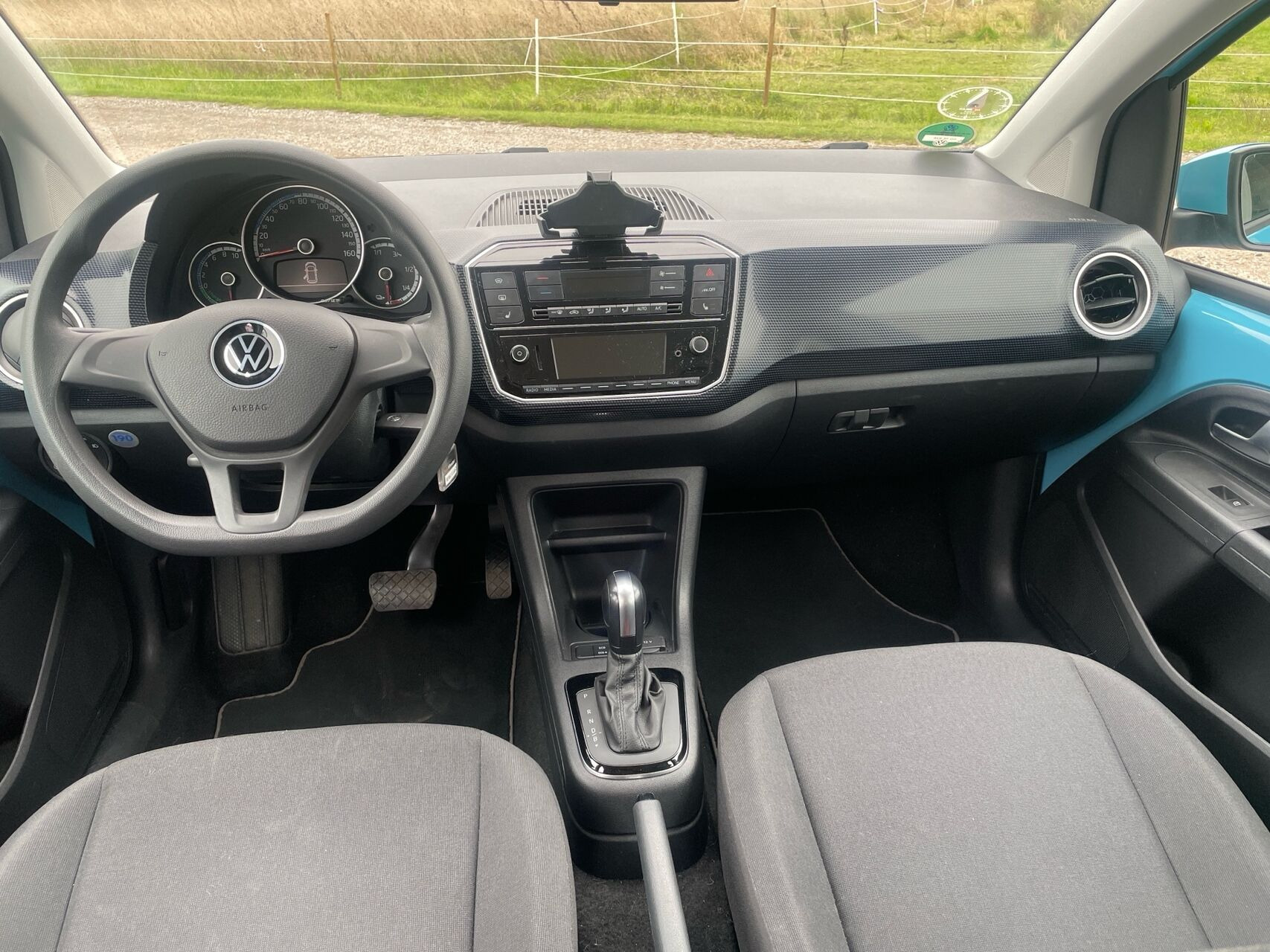 Blå VW E-UP! fra 2021