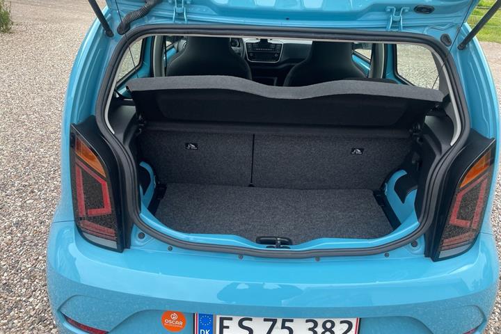 Blå VW E-UP! fra 2021