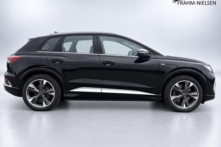 Sort Audi Q4 fra 2023