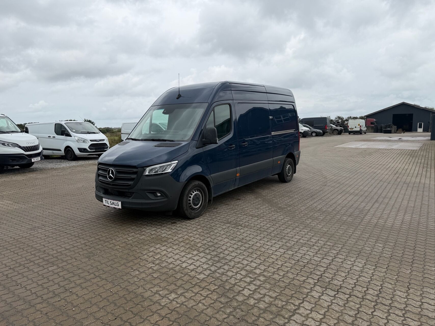 Mercedes Sprinter 2,0 215 CDI A2 H2 150HK Van 9g Aut.