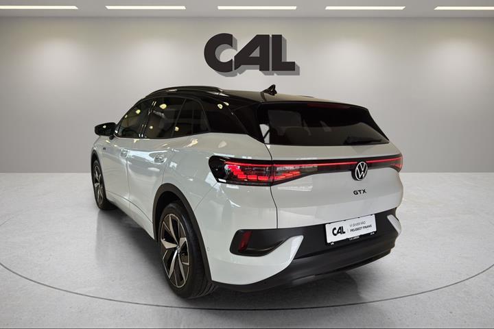 Hvid VW ID.4 fra 2025