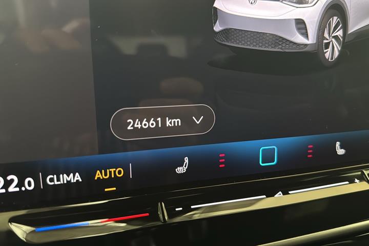 Hvid VW ID.4 fra 2025