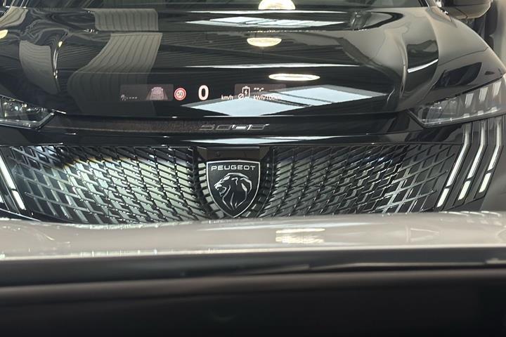 Hvid VW ID.4 fra 2025