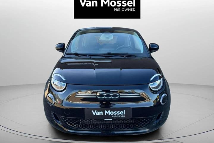 Sort Fiat 500e fra 2023