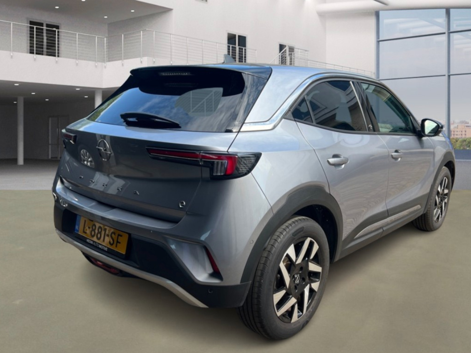 Hvid Opel Mokka-e fra 2021
