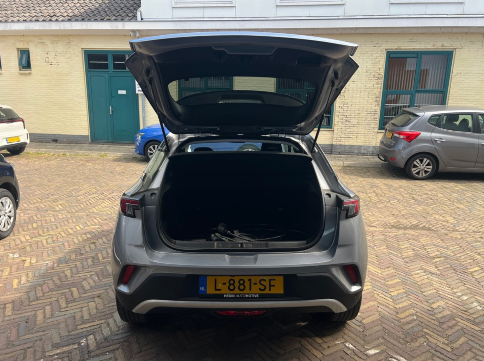 Hvid Opel Mokka-e fra 2021
