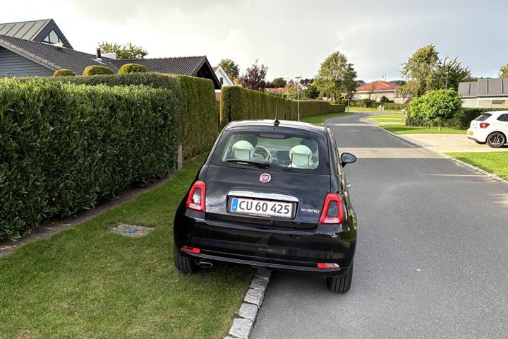 Sort Fiat 500C fra 2020