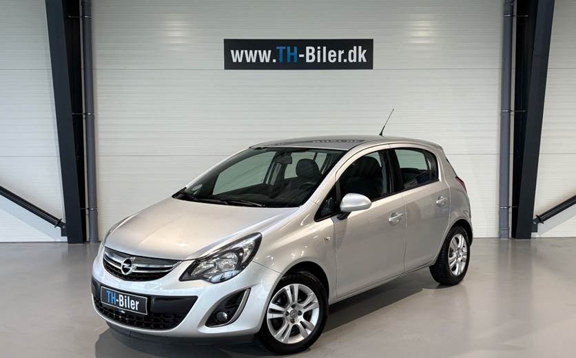 Opel Corsa 1,2 16V Cosmo