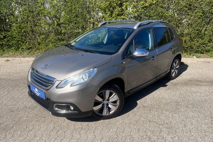 undefined Peugeot 2008 fra 2016 set udefra