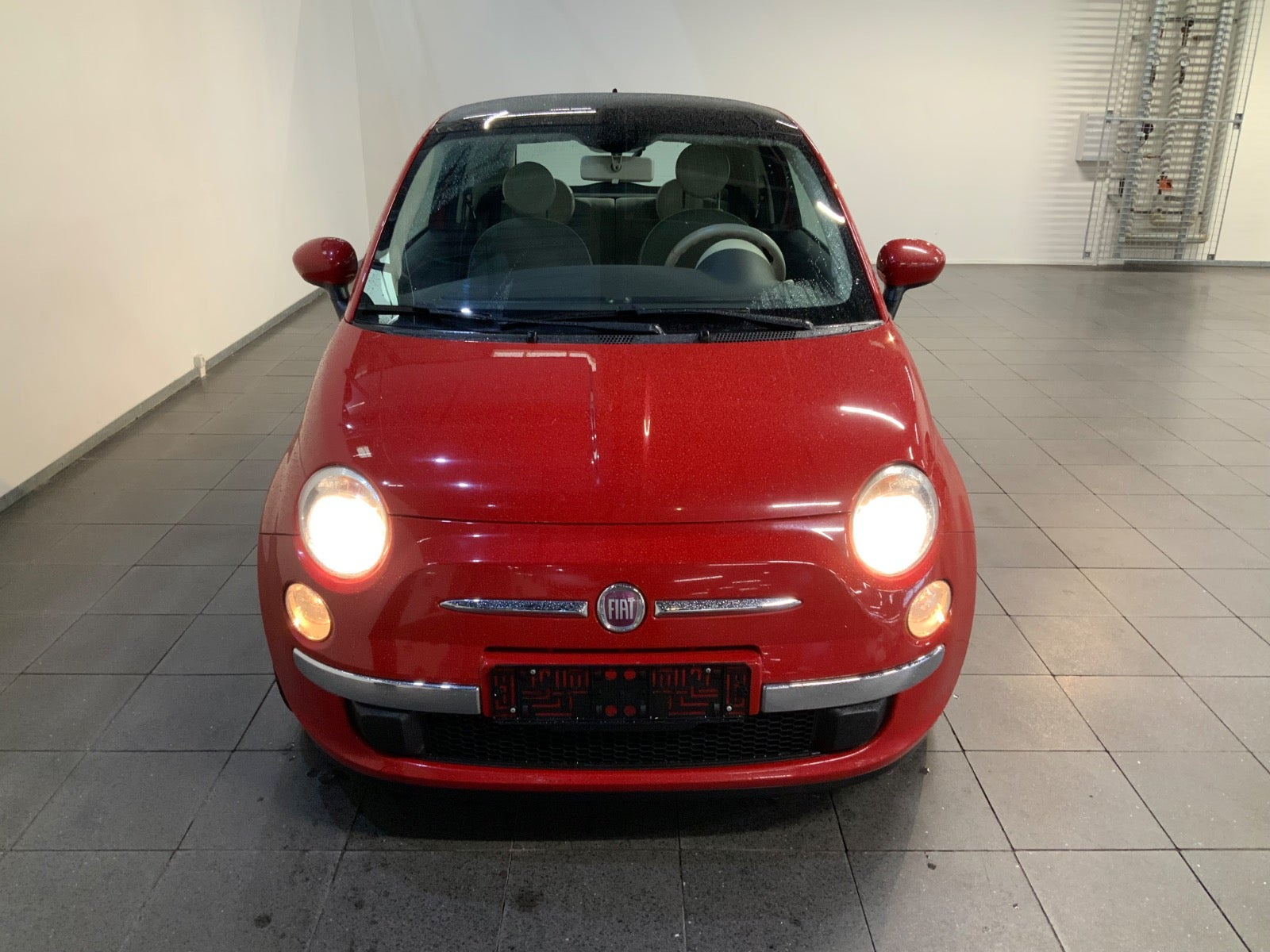 Rød Fiat 500 fra 2012