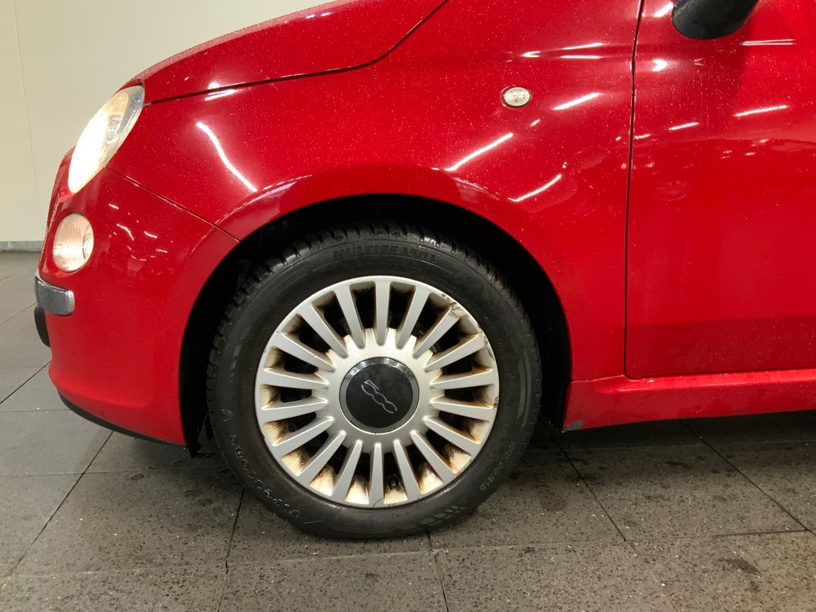 Rød Fiat 500 fra 2012