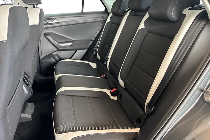 Grå VW T-Roc fra 2021