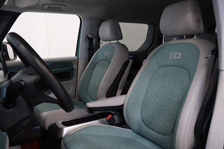 Grøn VW ID.Buzz fra 2023