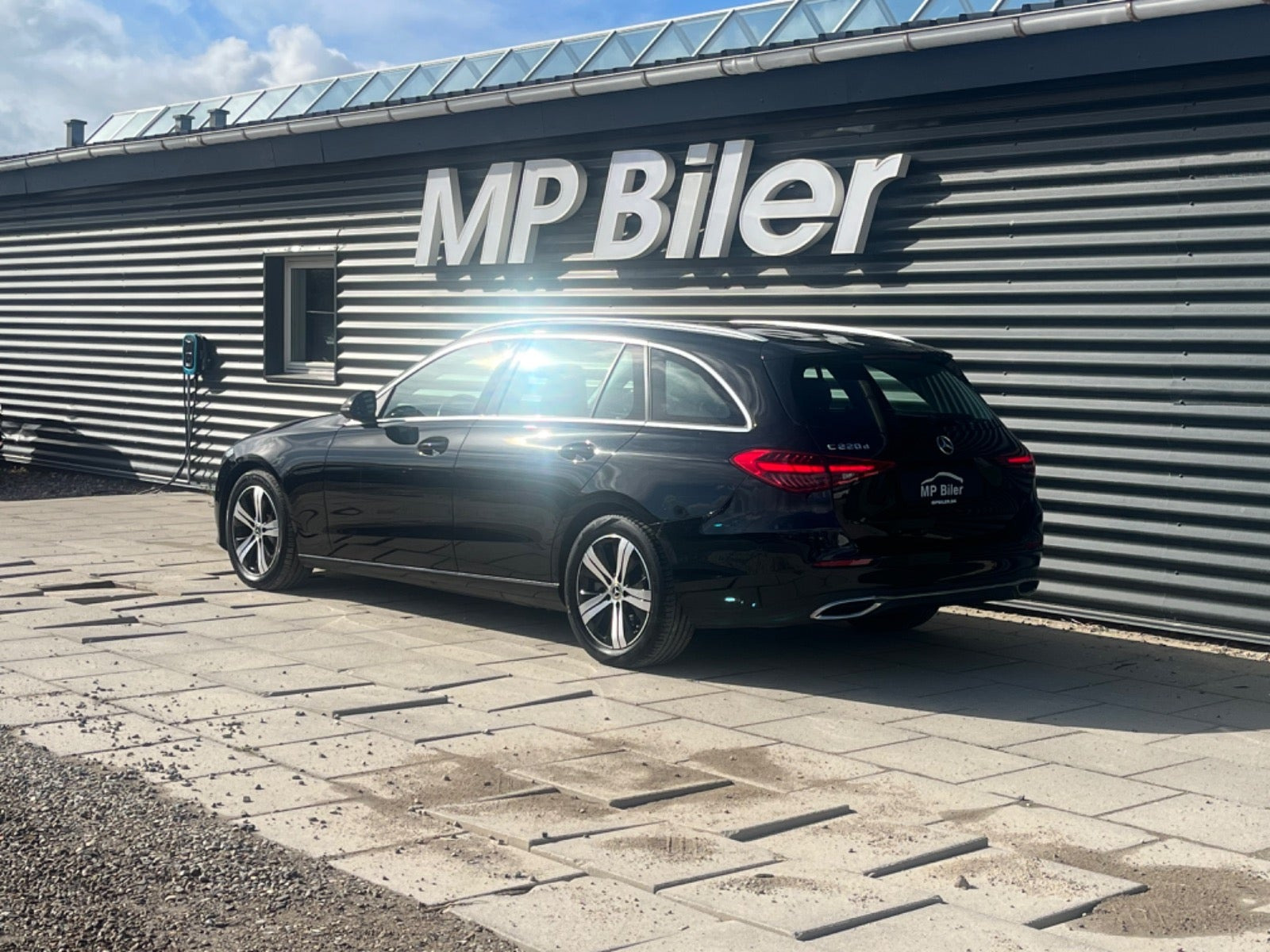 Sort Mercedes C220 d fra 2023