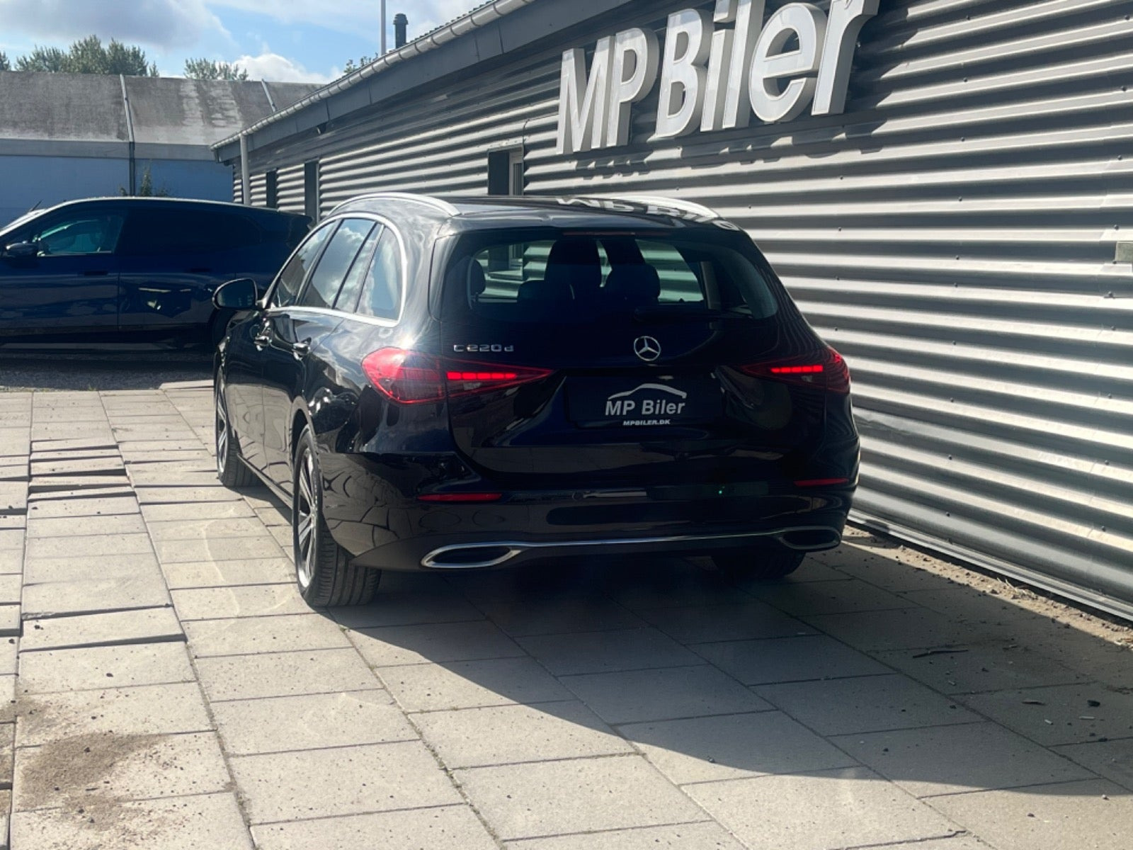 Sort Mercedes C220 d fra 2023