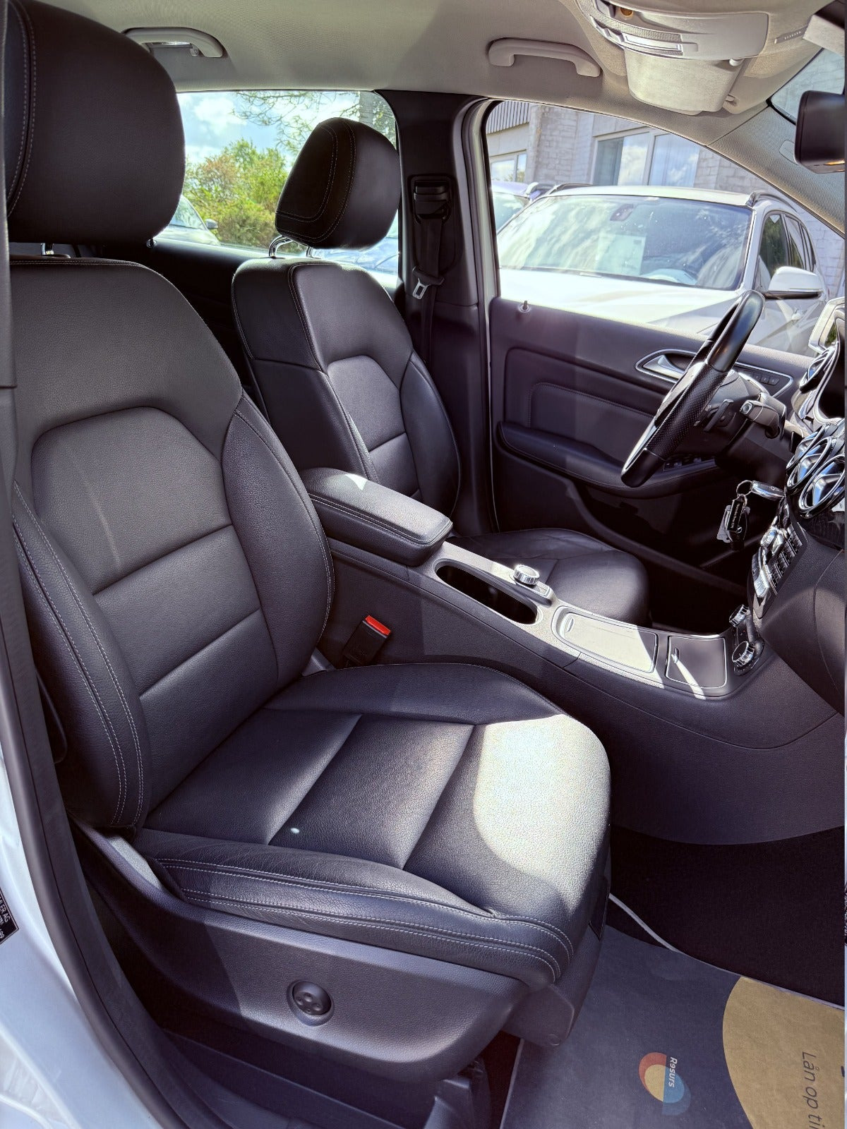 undefined Mercedes B200 fra 2012