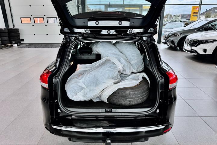 Sort Renault Clio IV fra 2013