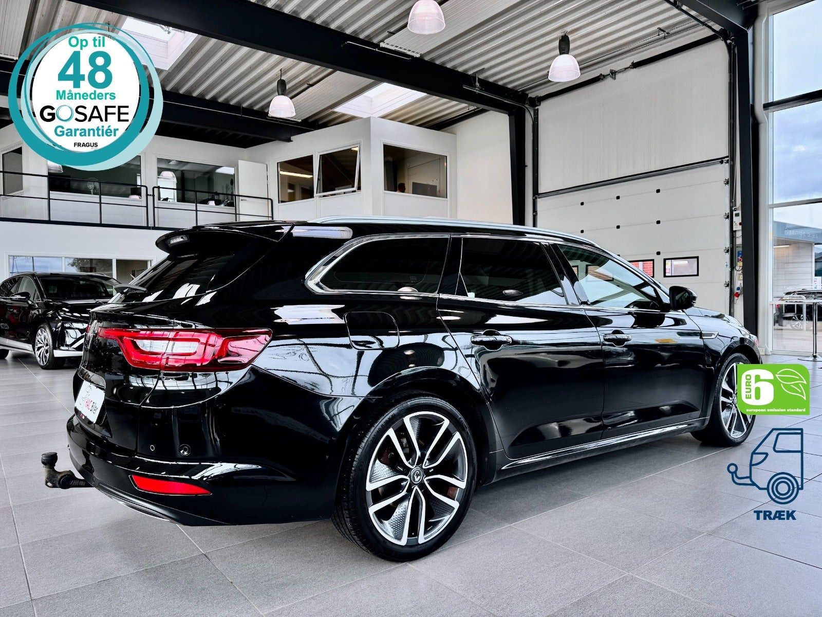 Sort Renault Talisman fra 2017