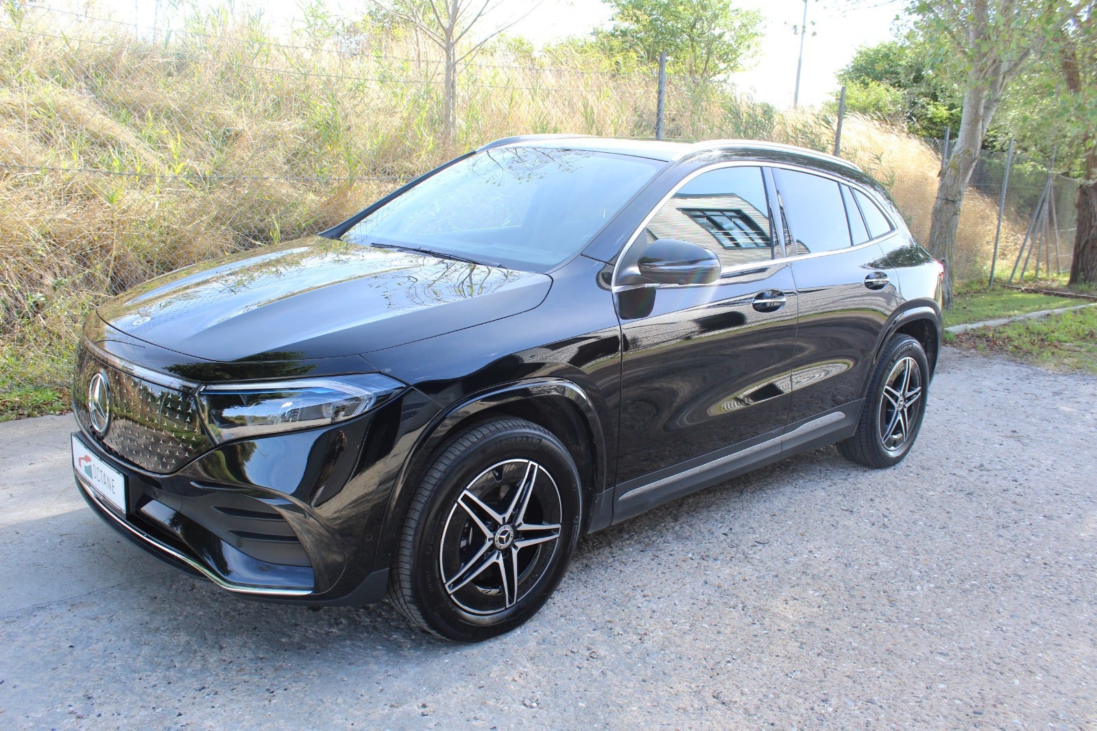 Sort Mercedes EQA300 fra 2025
