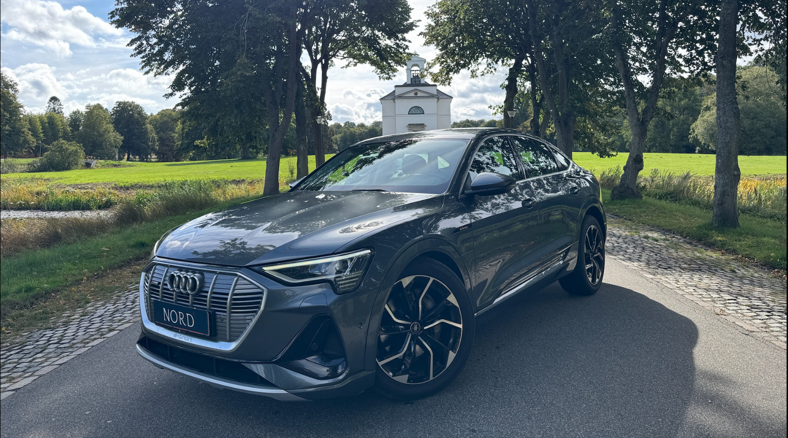 Audi e-tron 55 S-line Sportback quattro
