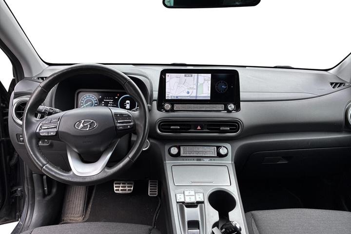 Grå Hyundai Kona fra 2021