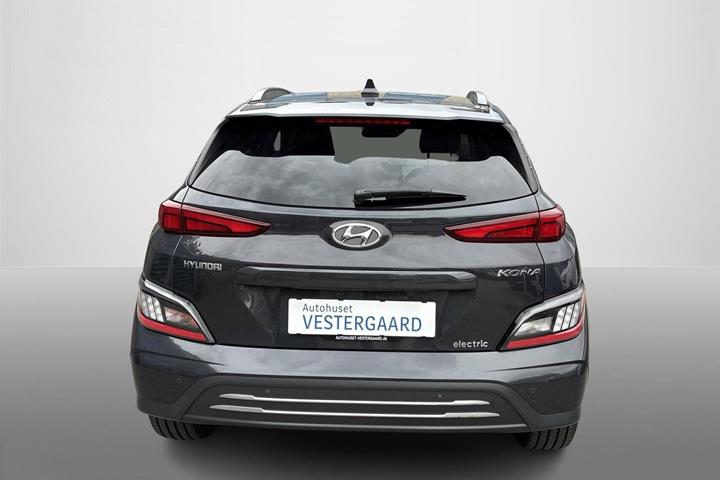 Grå Hyundai Kona fra 2021