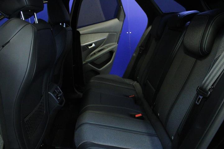 Sort Peugeot 3008 fra 2022