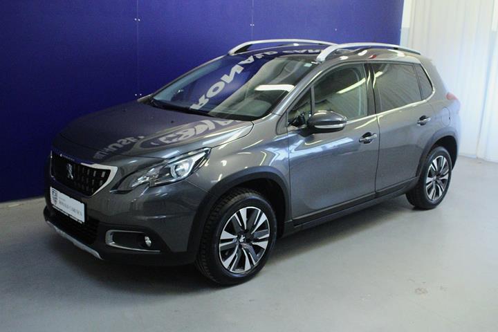 Grå Peugeot 2008 fra 2019