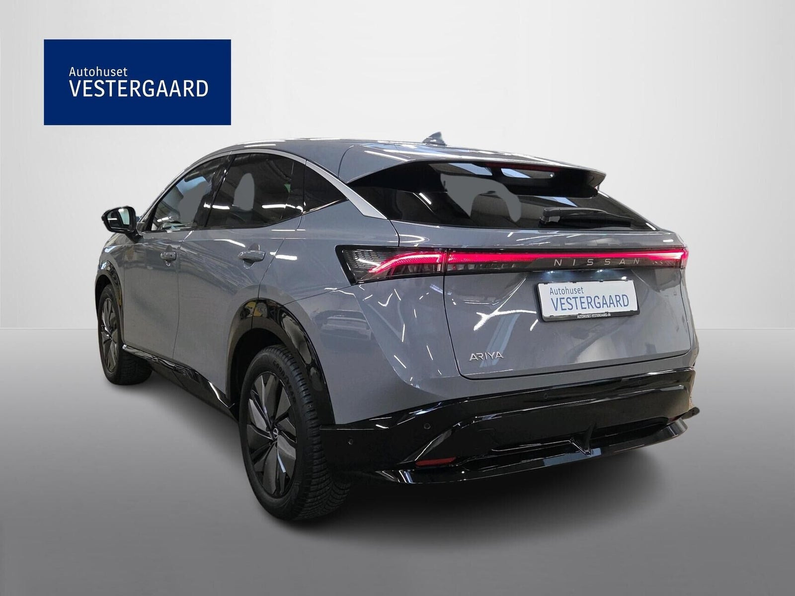Grå Nissan Ariya fra 2022