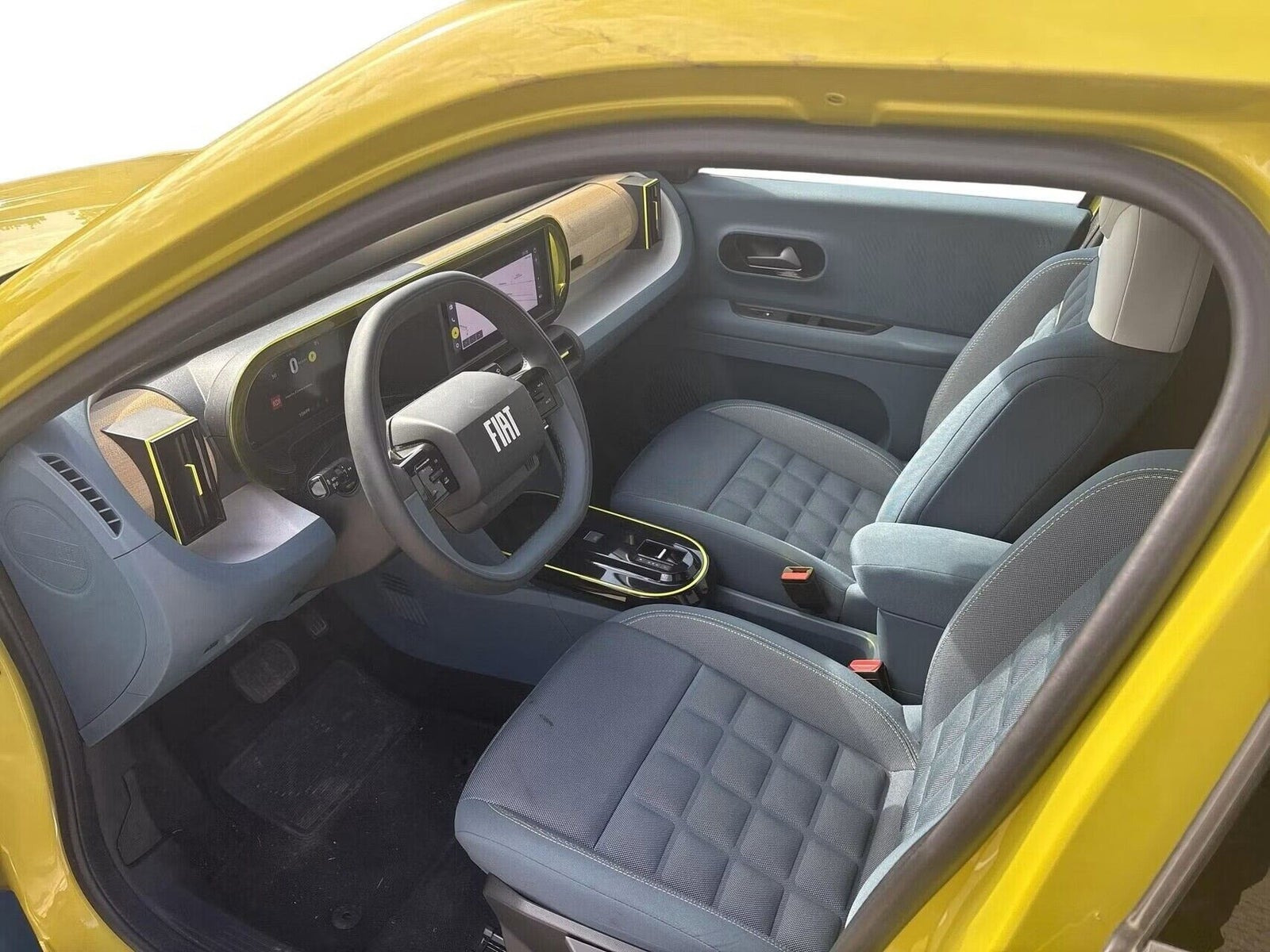 Gul Fiat Grande Panda fra 2025