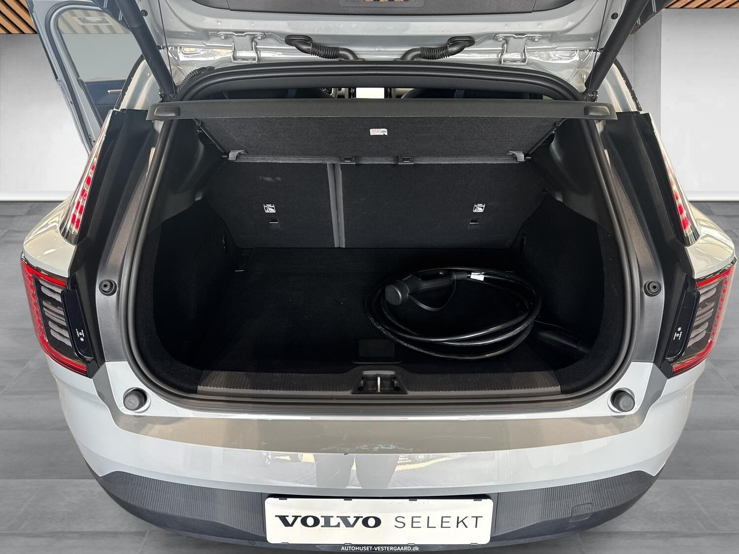 Grå Volvo EX30 fra 2024