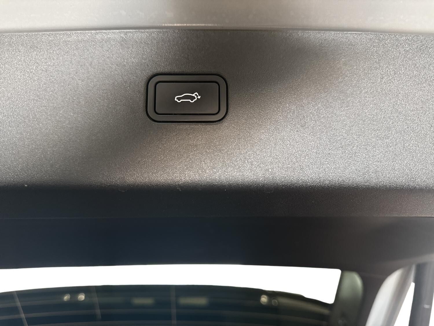 Grå Volvo EX30 fra 2024