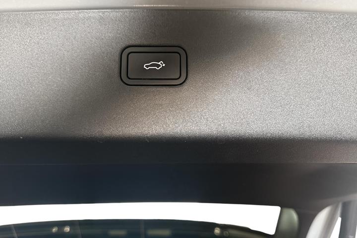 Grå Volvo EX30 fra 2024