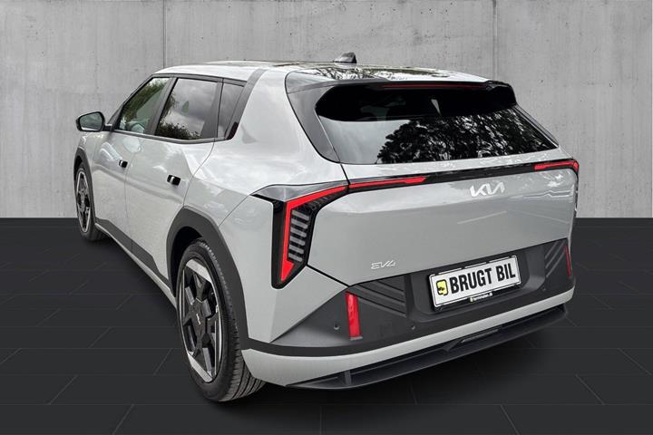 Grå Kia EV4 fra 2026