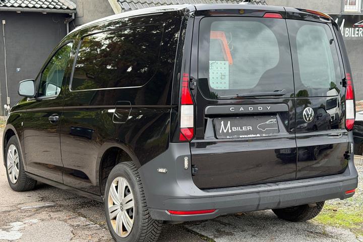 Sort VW Caddy fra 2023