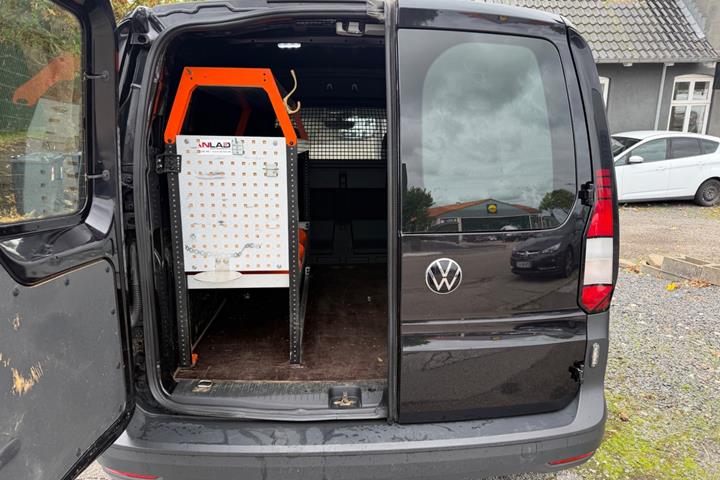 Sort VW Caddy fra 2023