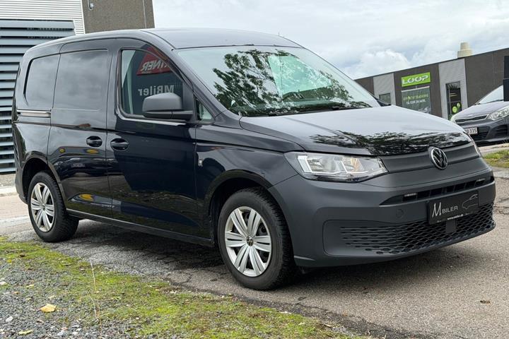 Sort VW Caddy fra 2023