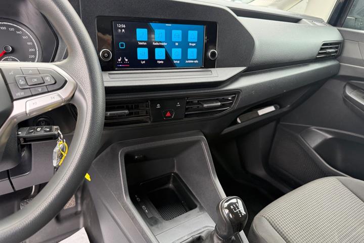 Sort VW Caddy fra 2023