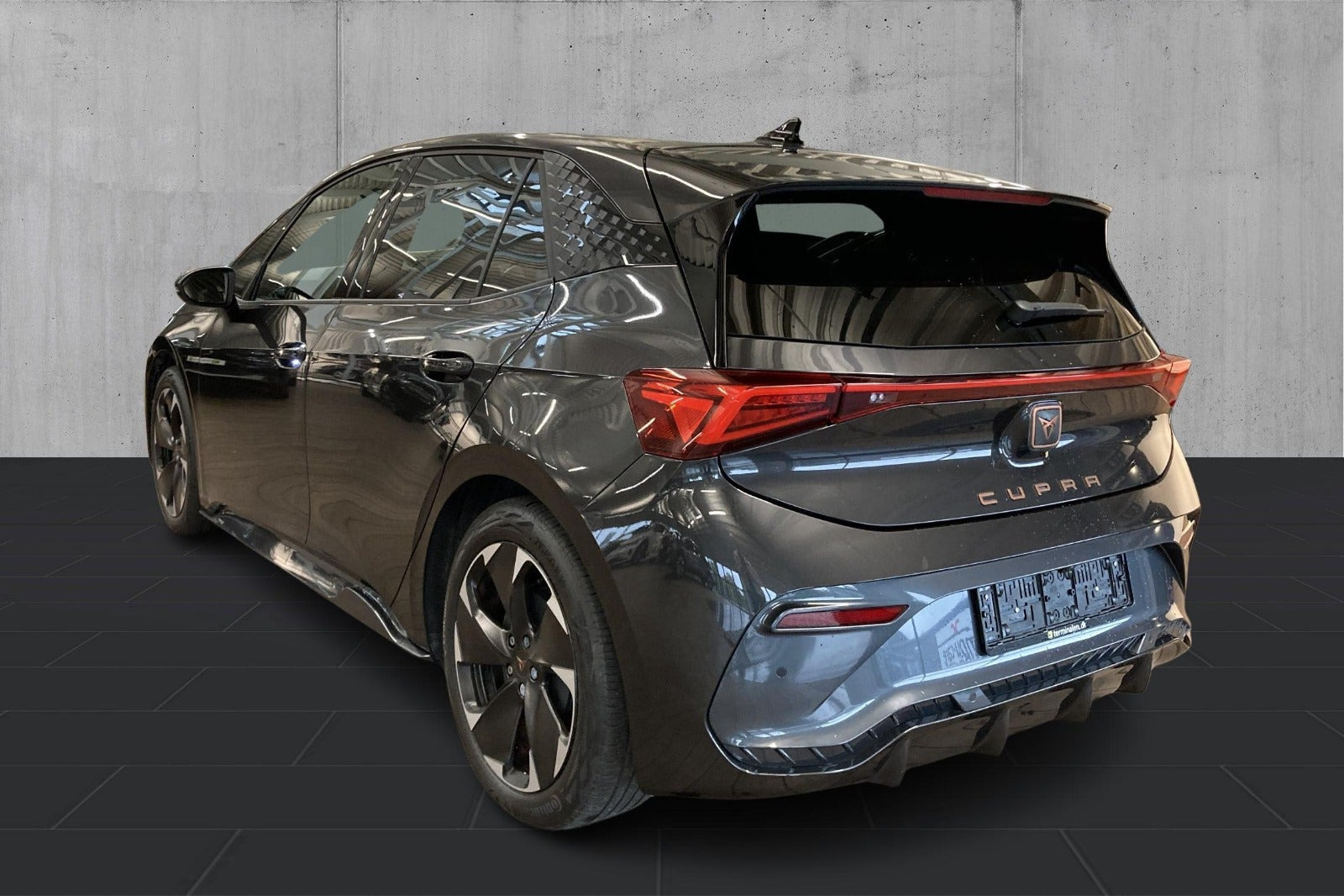 Sort Cupra Born fra 2024