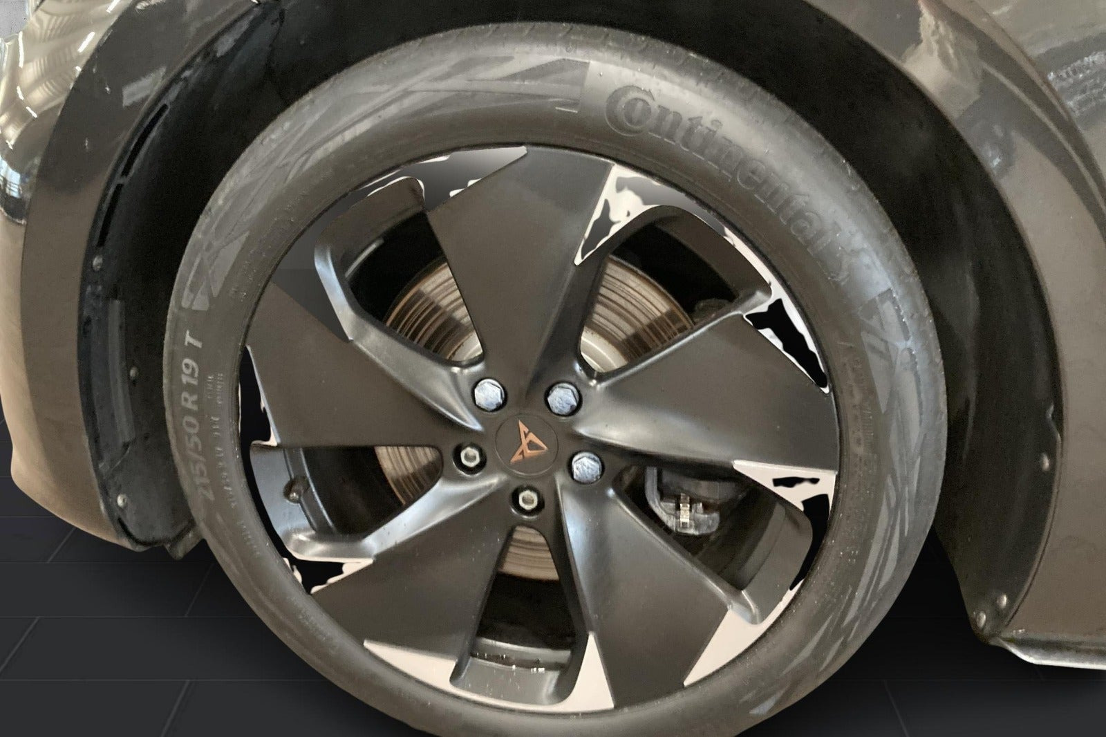 Sort Cupra Born fra 2024