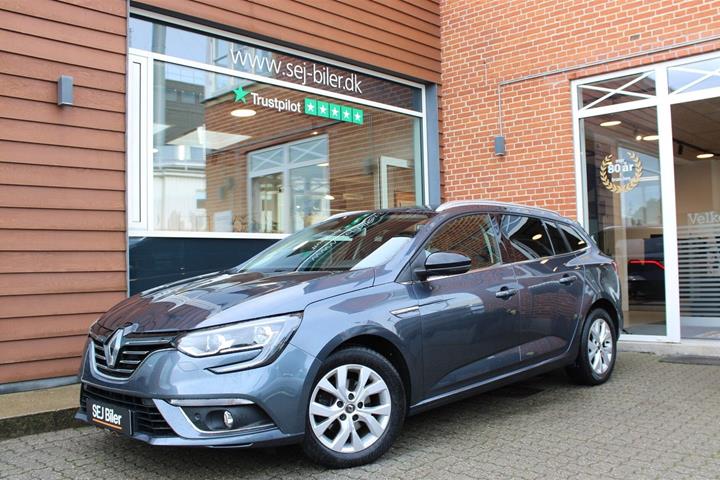 Grå Renault Megane IV fra 2019