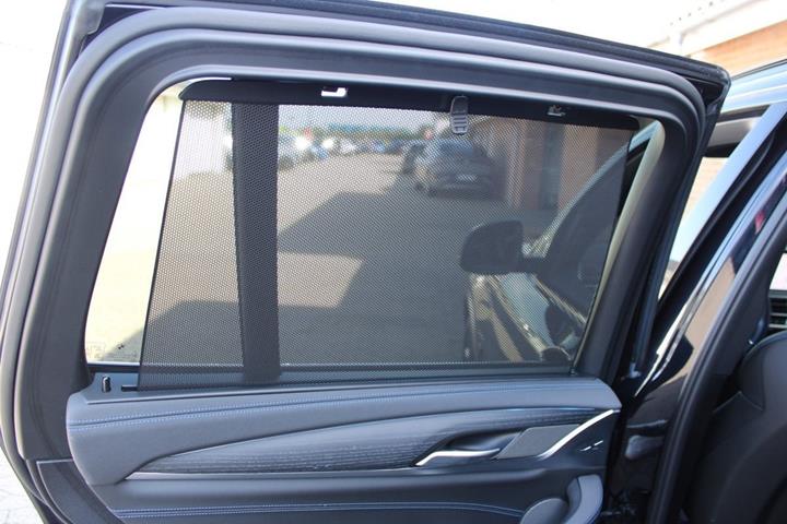 Sort BMW X3 fra 2023