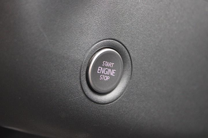 Hvid VW ID.4 fra 2021