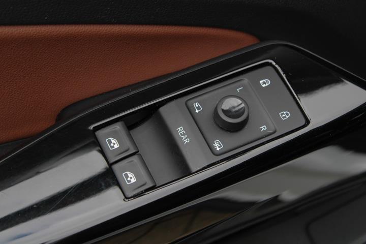 Hvid VW ID.4 fra 2021