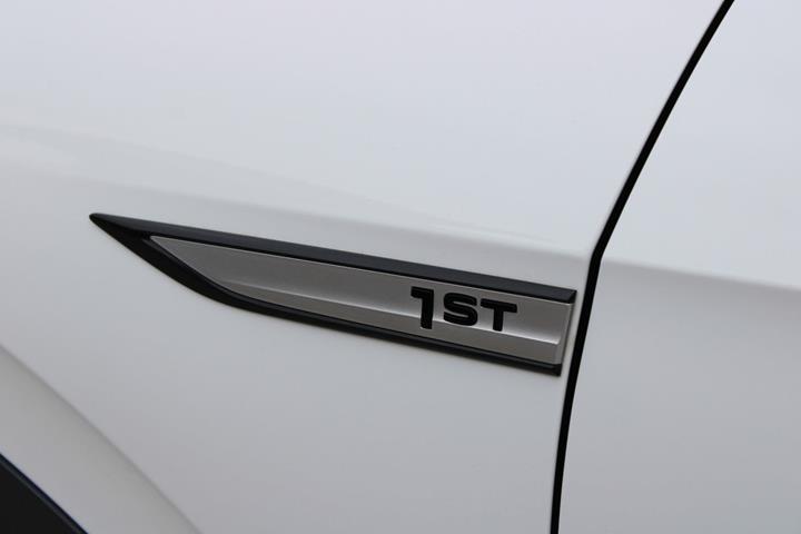 Hvid VW ID.4 fra 2021