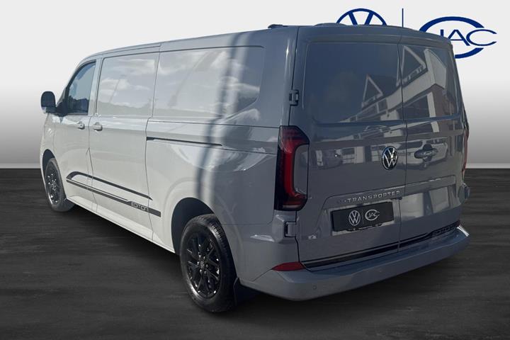 Grå VW e-Transporter fra 2026