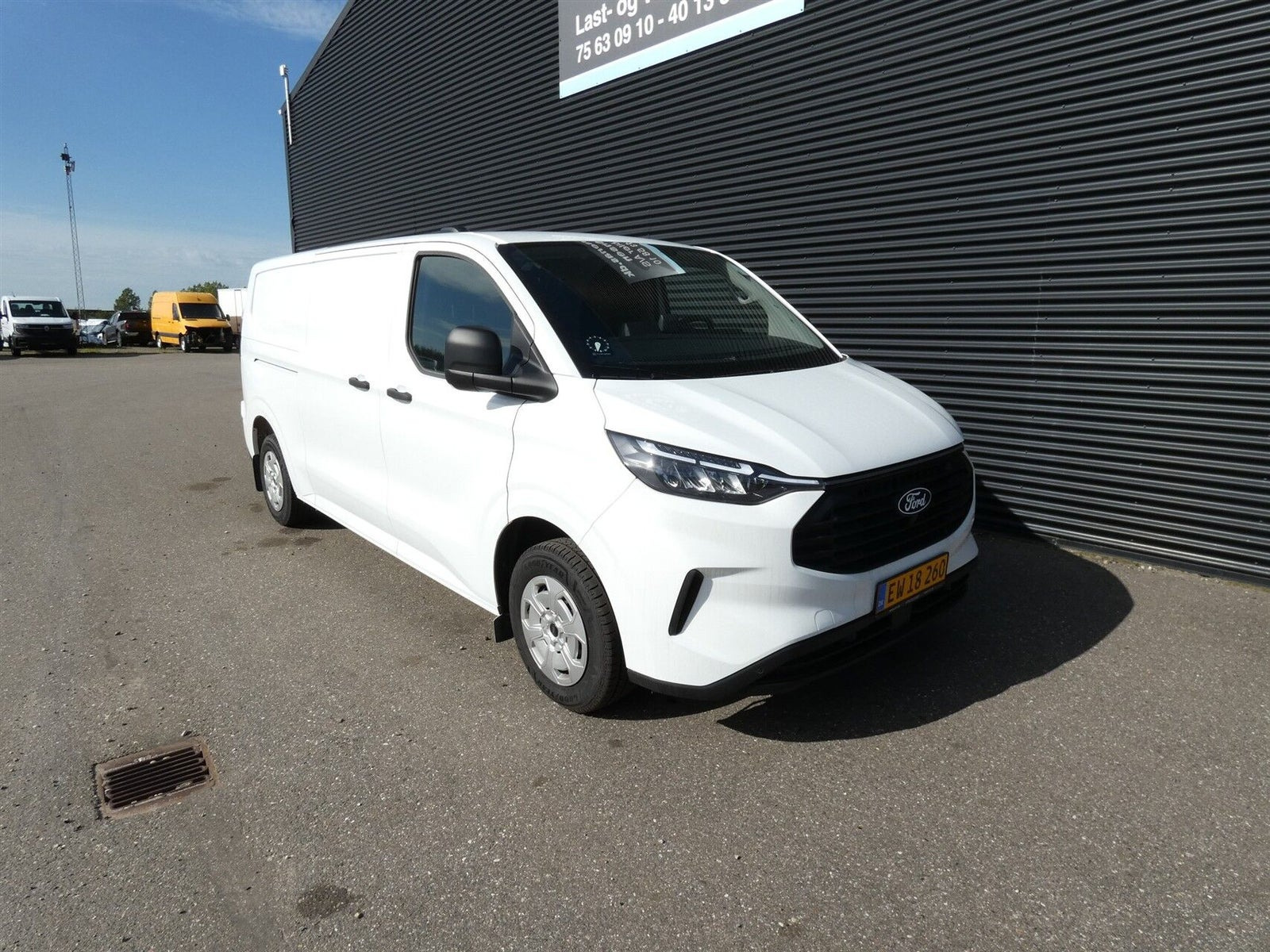 Hvid Ford Transit Custom 320 L2 fra 2026